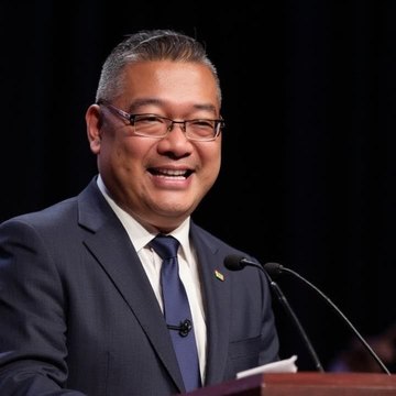 Dr. Robin Yap